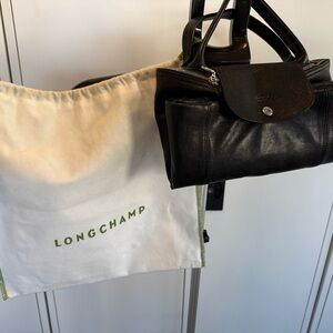 Longchamp Classic Black Leather Shoulder Bag